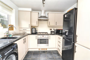 Kitchen- click for photo gallery